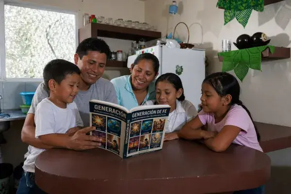 Familia testimonio José y Mónica